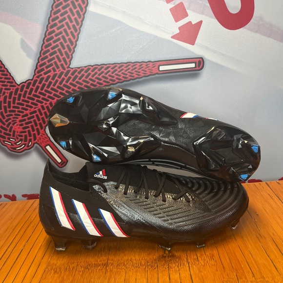 Adidas Predator Edge Firm Core Black Cleats Mens Size 9 NEW